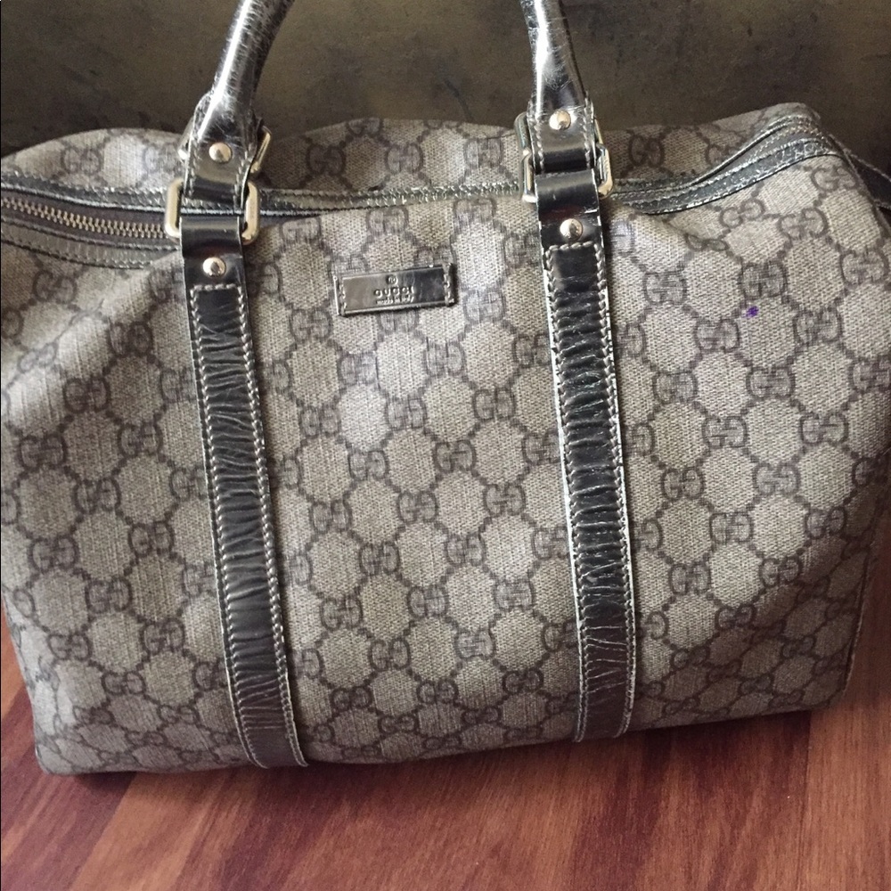 Gucci Boston